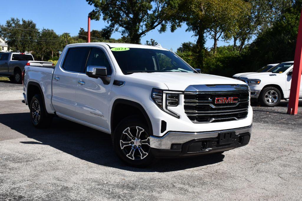 2024 GMC Sierra 1500 SLT's photo