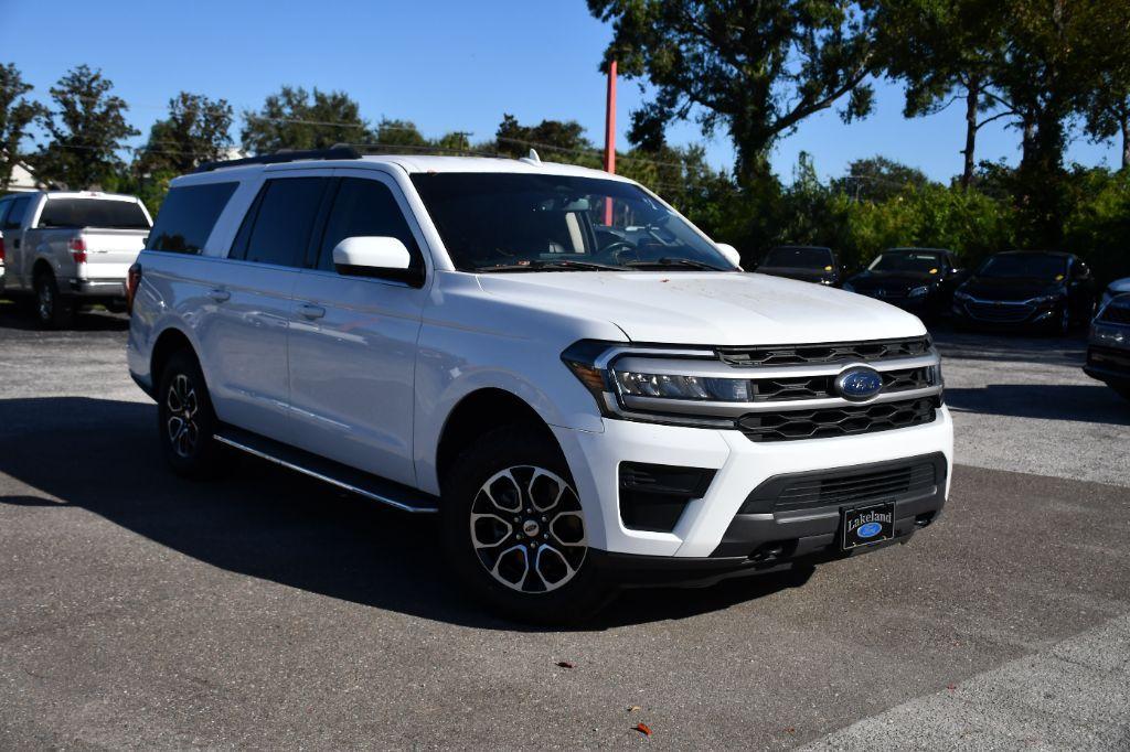 2022 Ford Expedition XLT's photo