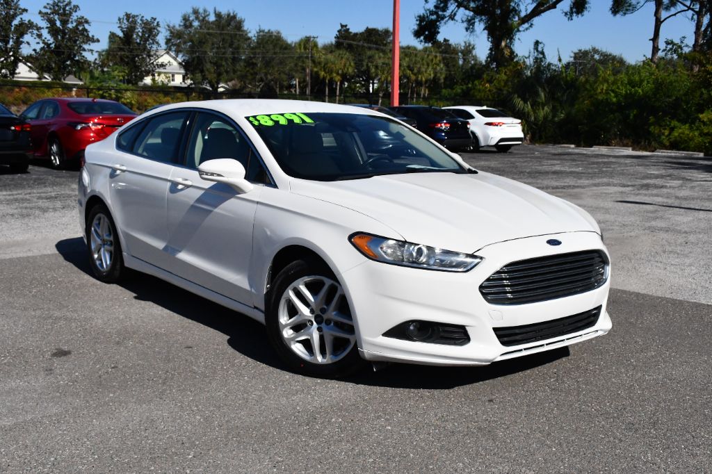 2015 Ford Fusion SE