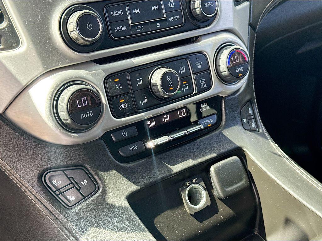2017 GMC Yukon XL SLT - Photo 16