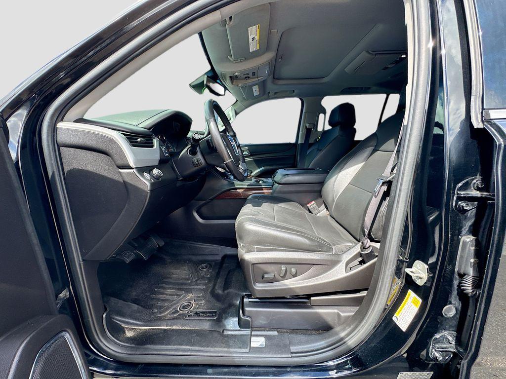 2017 GMC Yukon XL SLT - Photo 22