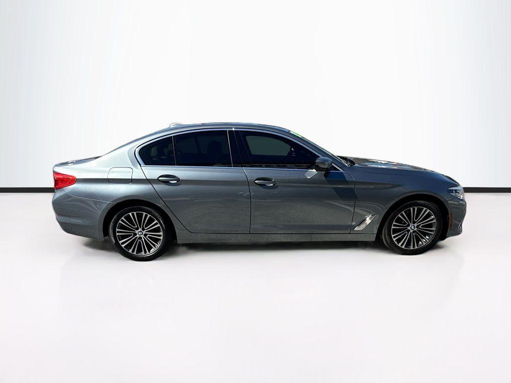 2019 BMW 5 Series 530i - Photo 8
