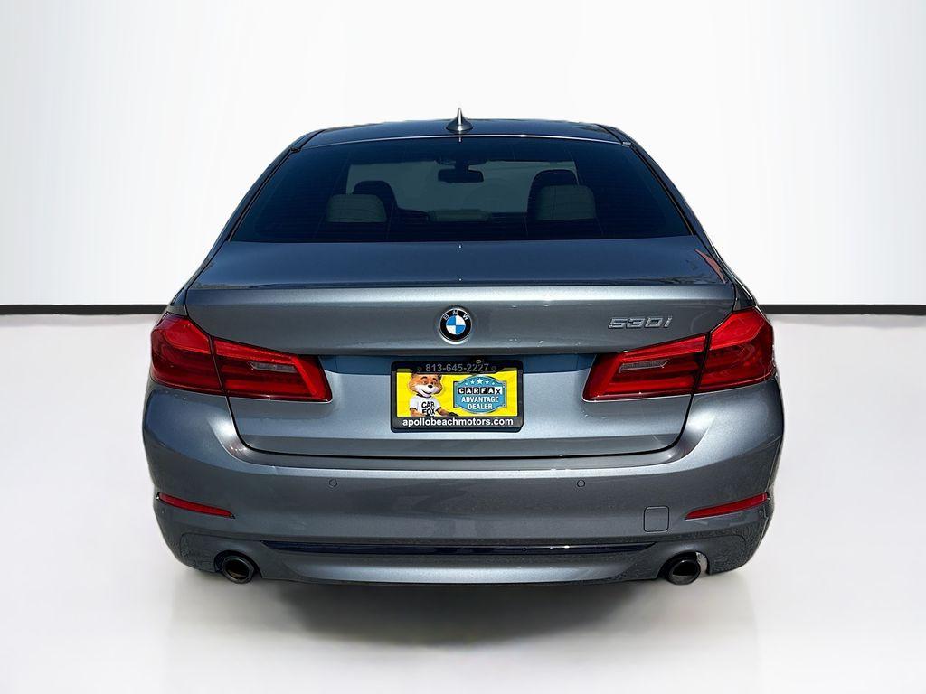 2019 BMW 5 Series 530i - Photo 6