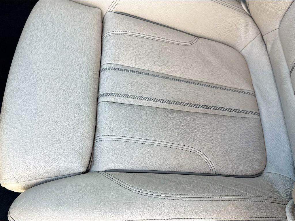 2019 BMW 5 Series 530i - Photo 19