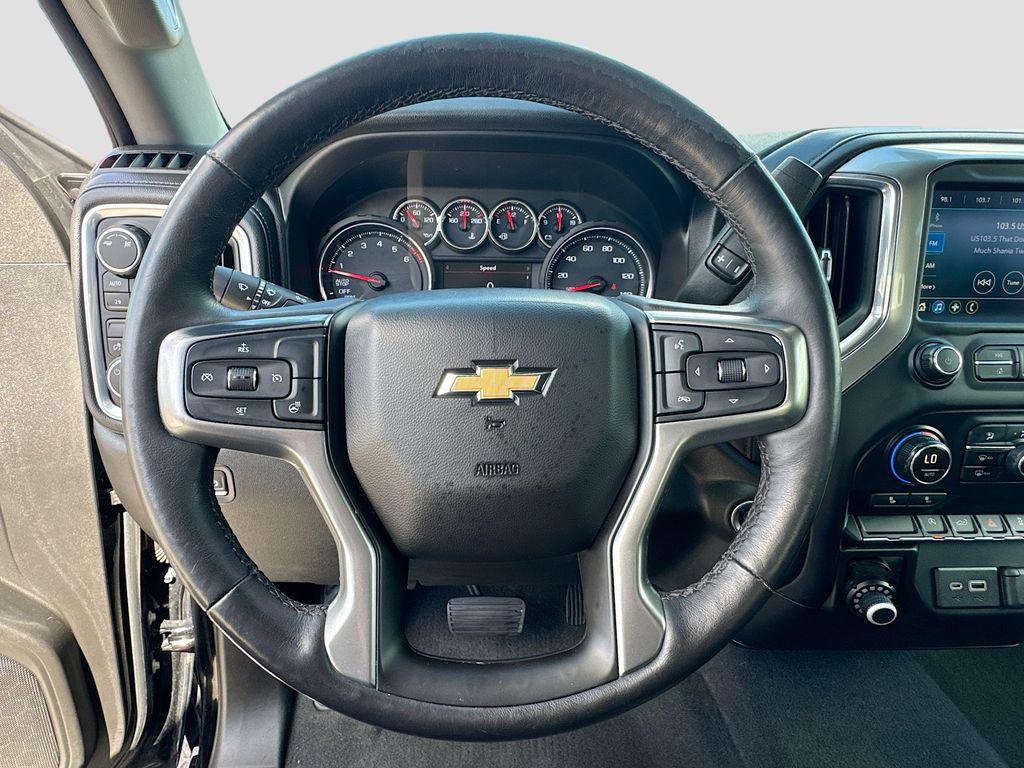 2019 Chevrolet Silverado 1500 LT - Photo 11