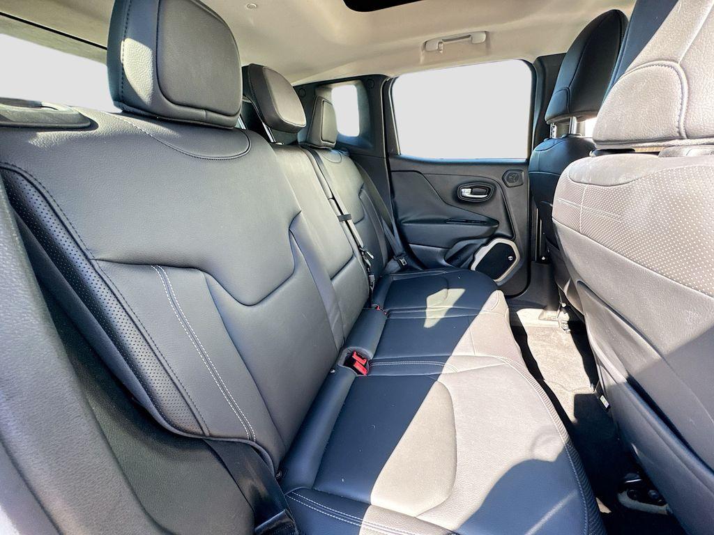 2016 Jeep Renegade Limited - Photo 26