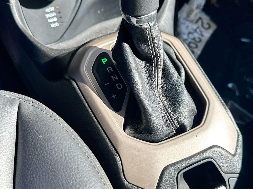 2016 Jeep Renegade Limited - Photo 17