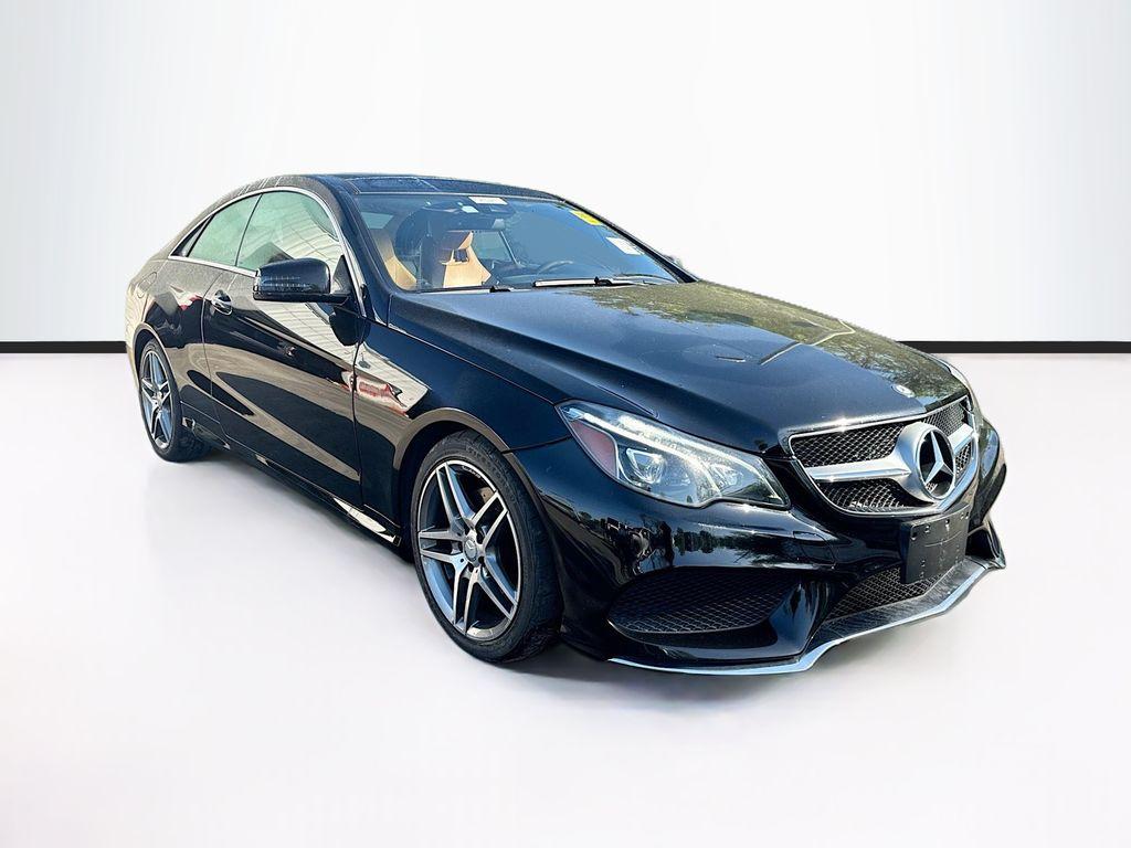 2016 Mercedes-Benz E-Class E400 4MATIC's photo