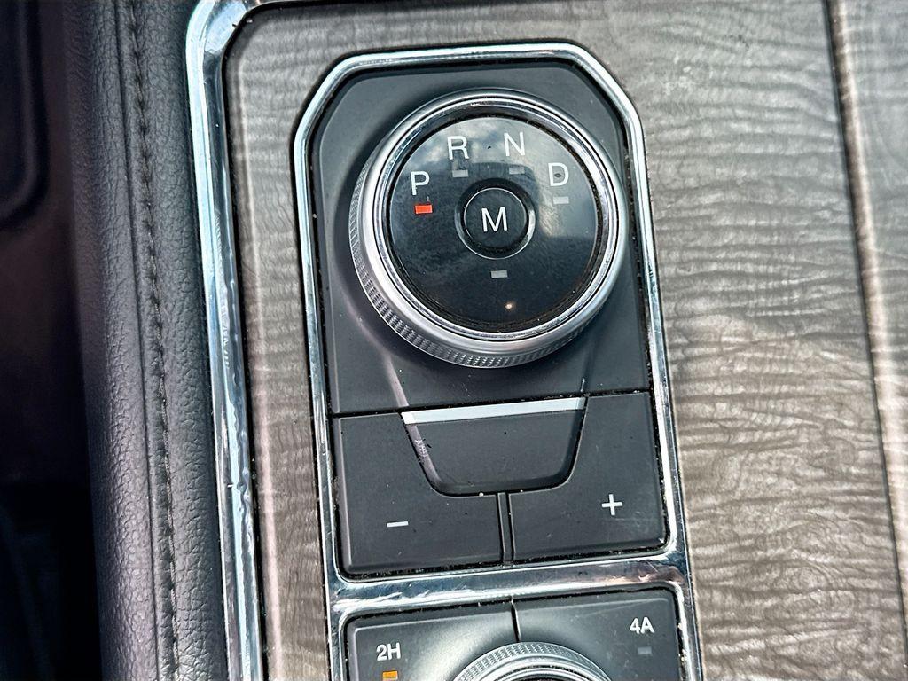 2020 Ford Expedition Limited - Photo 17