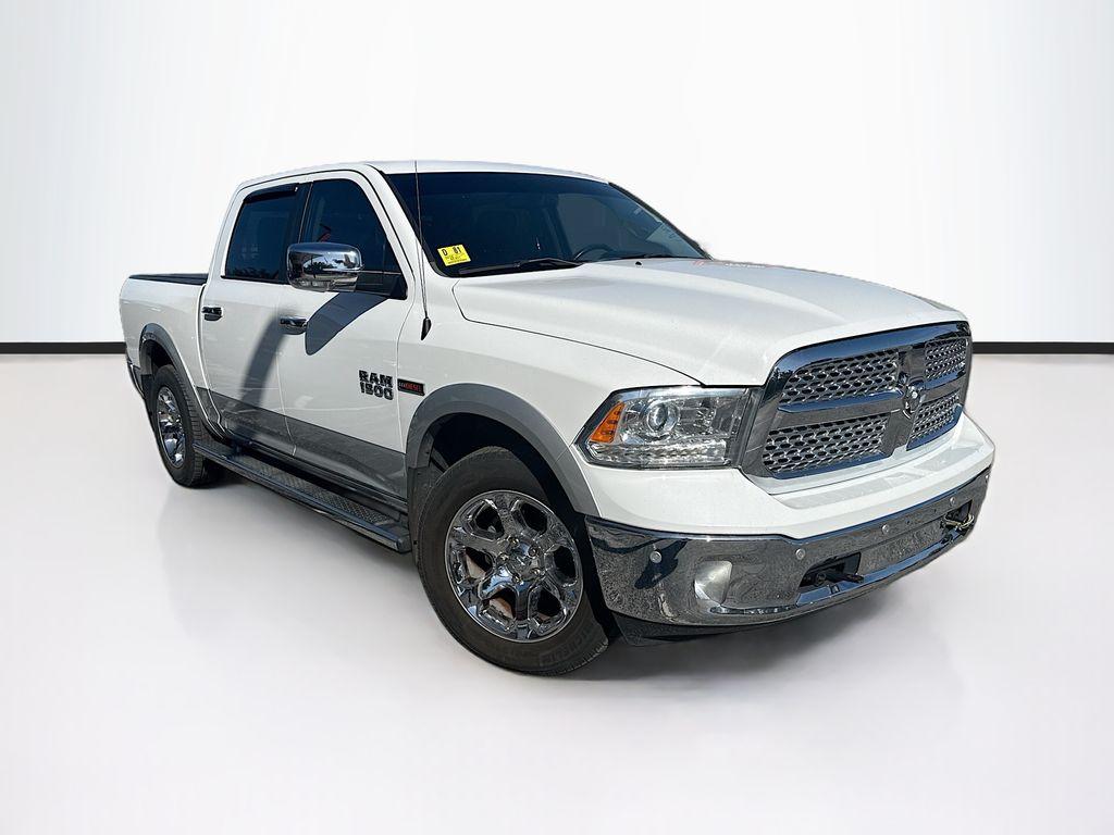 2018 RAM 1500 Laramie 4x4 Crew Cab 5'7's photo